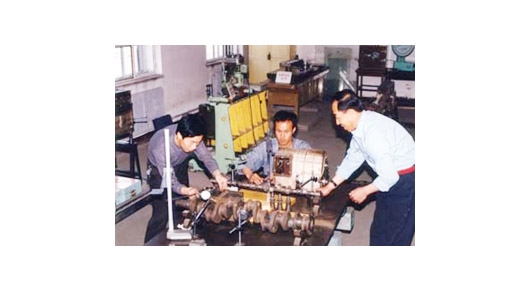 變速箱殼體平行度、同軸度檢測